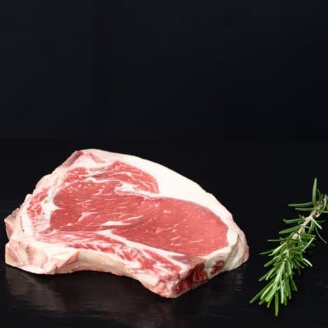 L-bone steak | dry aged