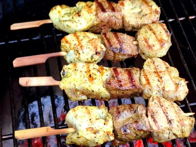 Mixed grill spies