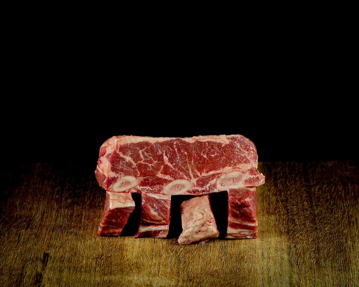 Dry aged short ribs gezaagd