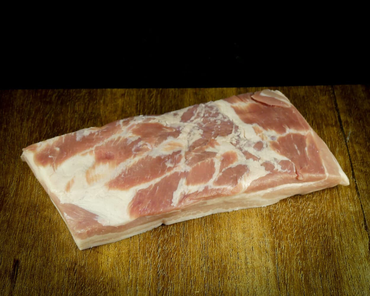 Buikspek zonder zwoerd voor porchetta